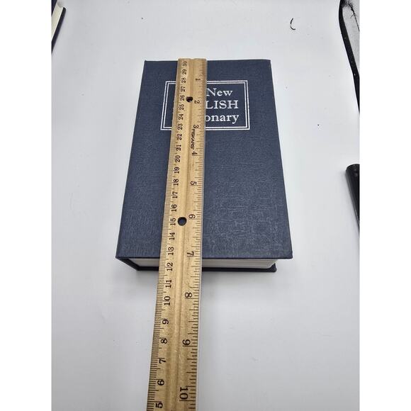 Dictionary Book Safe Security Key Locker Money Hidden Secret Safe Key Safe Box - Picture 6 of 7